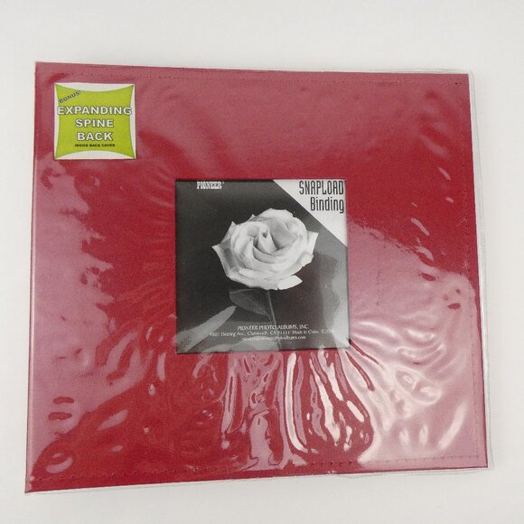 Pioneer Scrapbook Album Snapload 8"x8" Red Deluxe Top Loading 20 Pages NEW - Picture 1 of 12